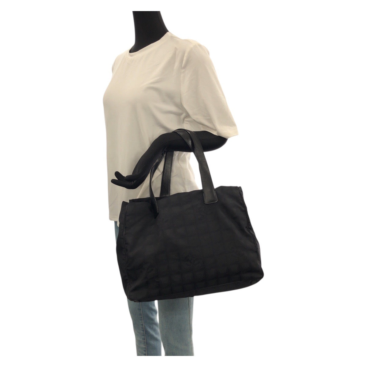 22541
CHANEL シャネル ニュートラベルライン MM ブラック 黒 ナイロン / レザー トートバッグ ショルダーバッグ レディース AB45