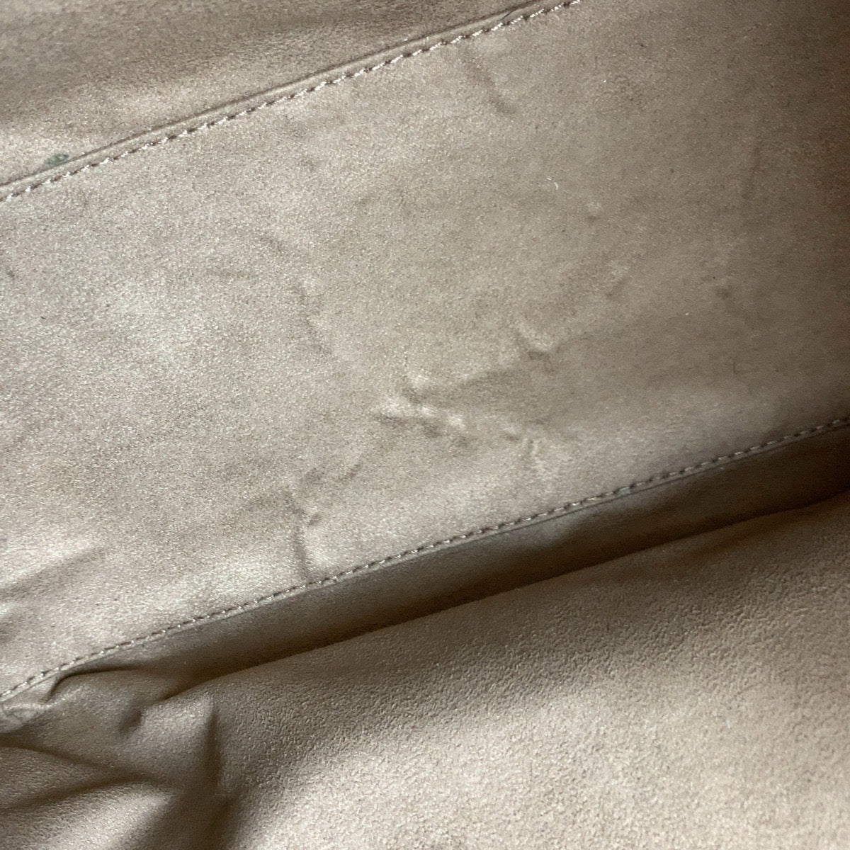 22544
JIMMY CHOO ジミーチュウ スタースタッズ ピムリコ ブラック 黒 ゴールド金具 レザー トートバッグ ショルダーバッグ レディース ABP40