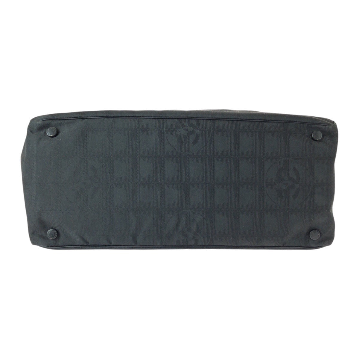 22546
CHANEL シャネル ニュートラベルライン ニュートラトートMM ブラック 黒 ナイロン / レザー トートバッグ ショルダーバッグ レディース A68
