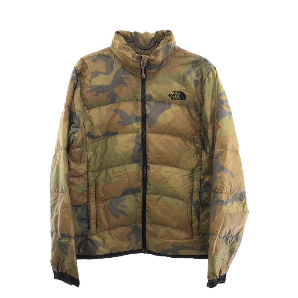 22591
THE NORTH FACE ザ ノースフェイス サミット アコンカグア カモフラ 迷彩 サイズL グリーン マルチカラー ナイロン NDW18605 ダウンジャケット アウター ナイロンジャケット メンズ AB6