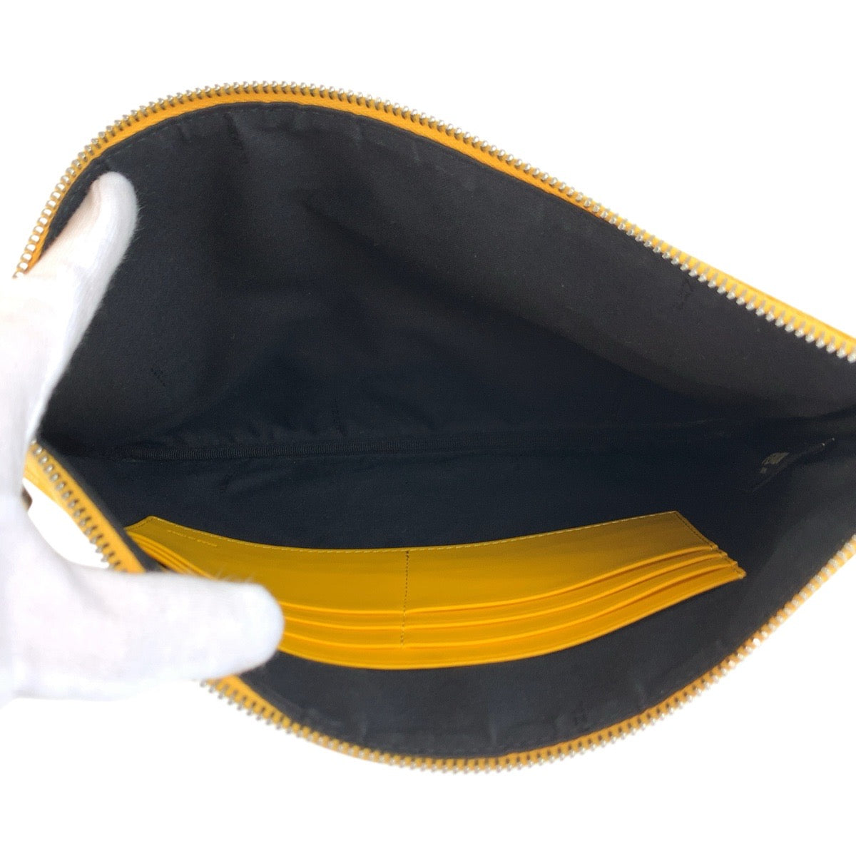 22599
FENDI フェンディ FFヴァーティゴ イエロー シルバー金具 キャンバス 7N0111 クラッチバッグ セカンドバッグ メンズ AB35