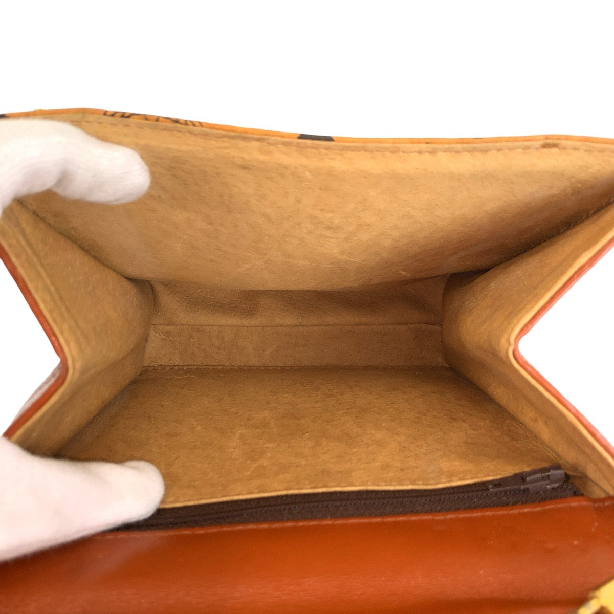 22607
MCM エム シー エム ヴィセトス ロゴグラム ブラウン ゴールド金具 レザー D2972 チェーンショルダーバッグ ハンドバッグ 2way レディース ABP28