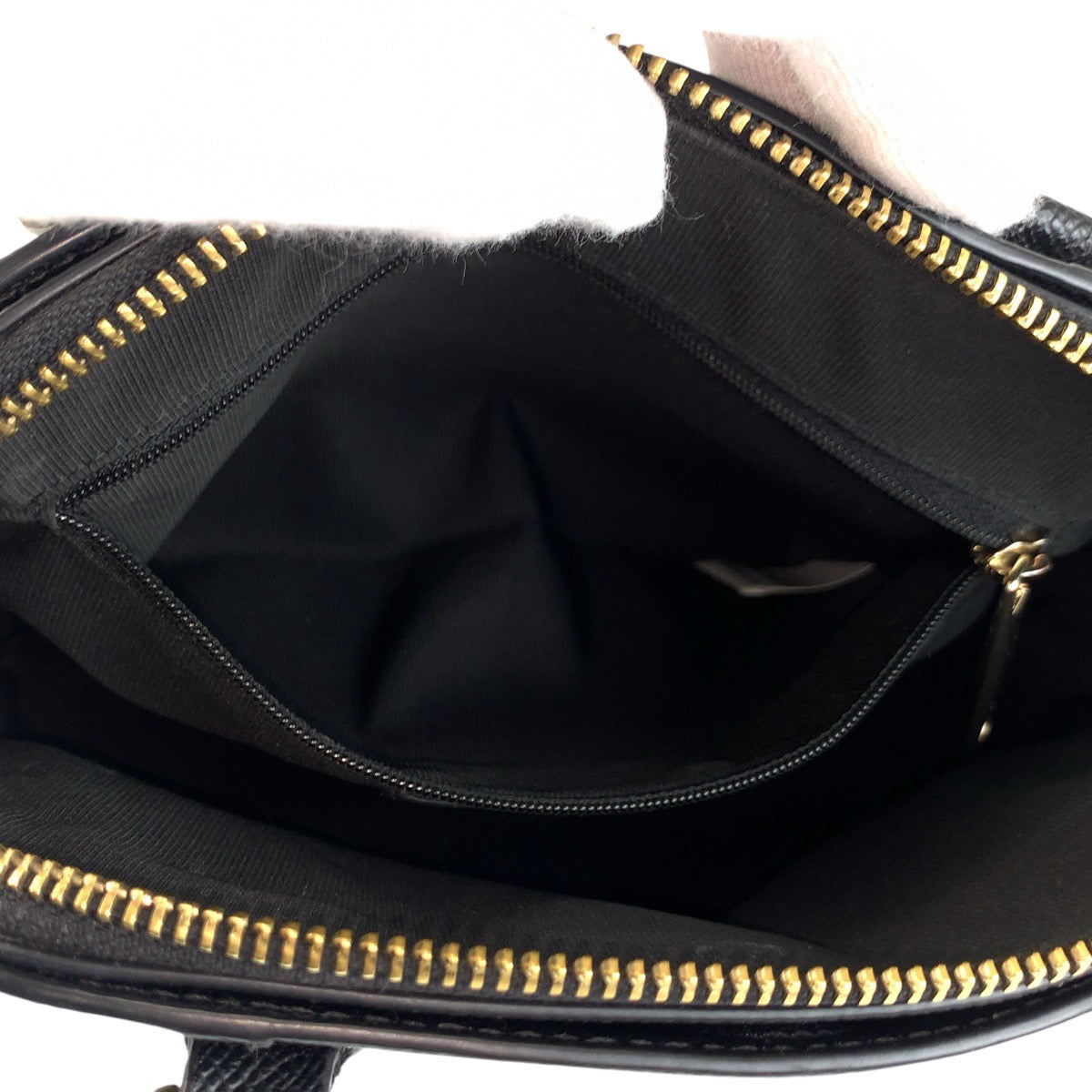 22622
Furla フルラ ブラック 黒 ゴールド金具 レザー 149538 ハンドバッグ ショルダーバッグ 2way レディース ABP10