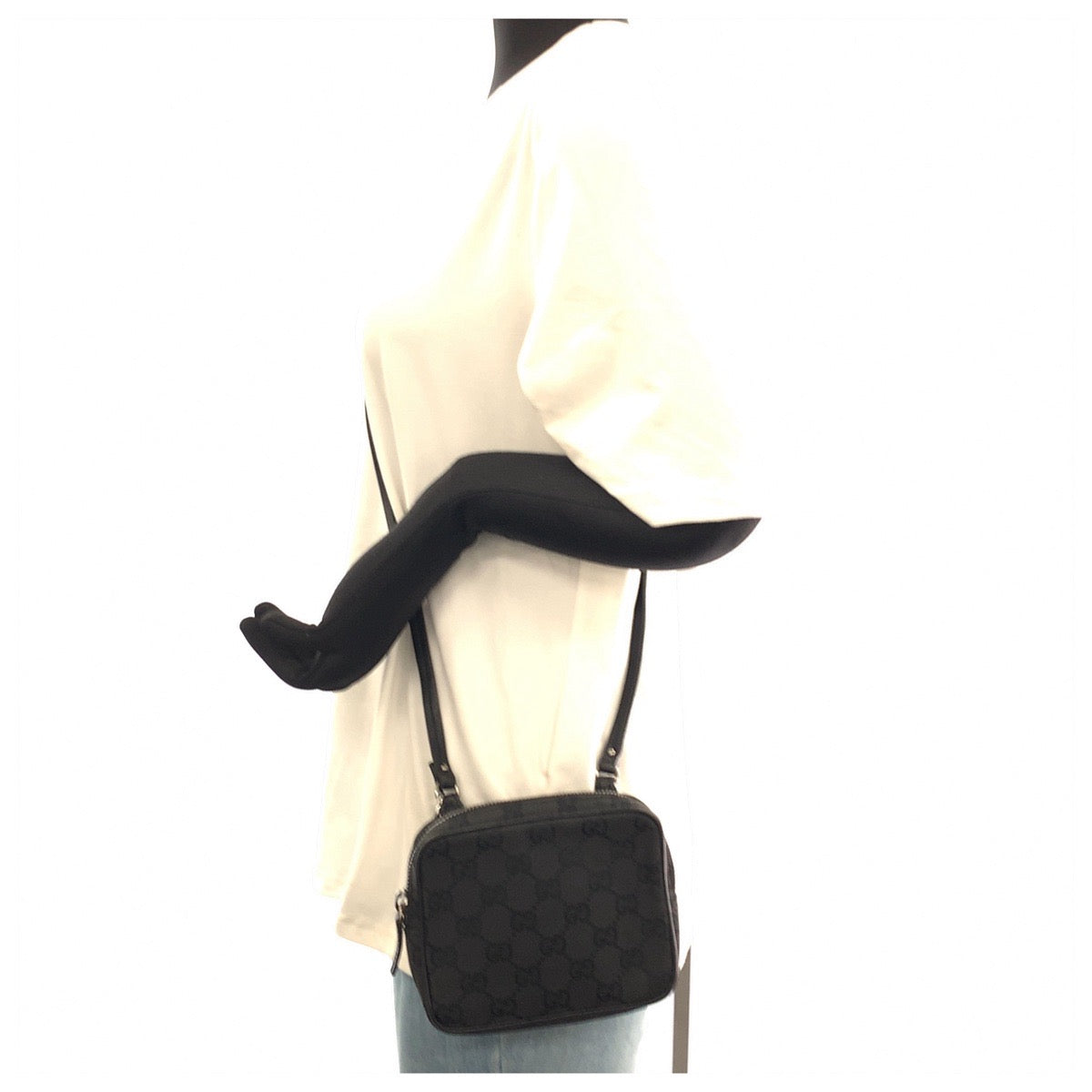 22628
GUCCI グッチ ブラック 黒 シルバー金具 GGキャンバス / レザー 120975 ショルダーバッグ ポシェット レディース ABP35