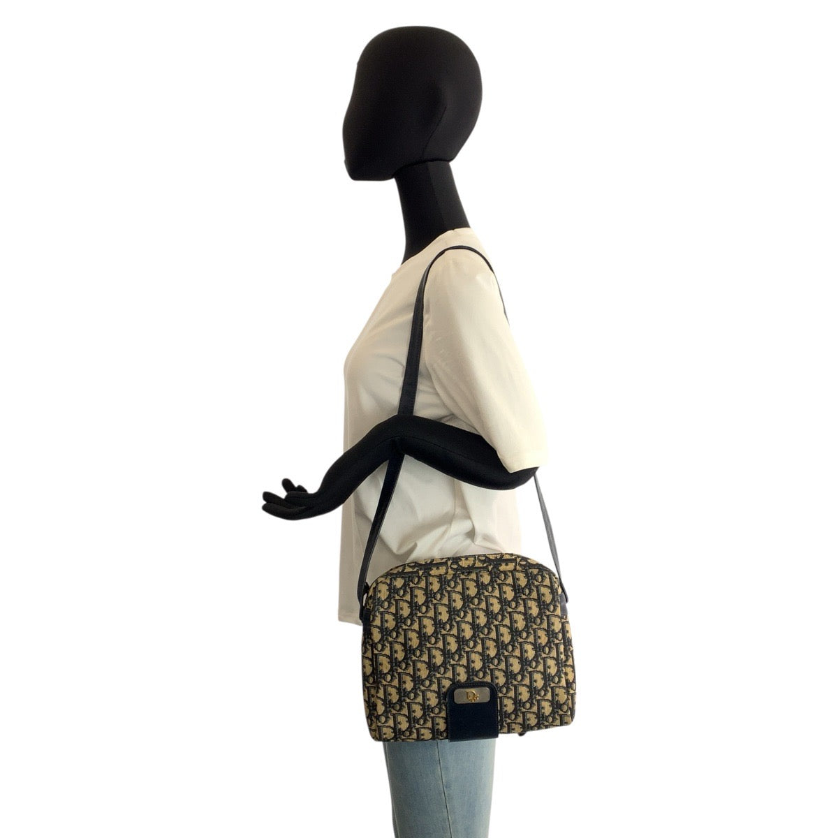22653
Christian Dior Trotter Navy Beige Canvas / Leather Shoulder Bag Ladies ABP35