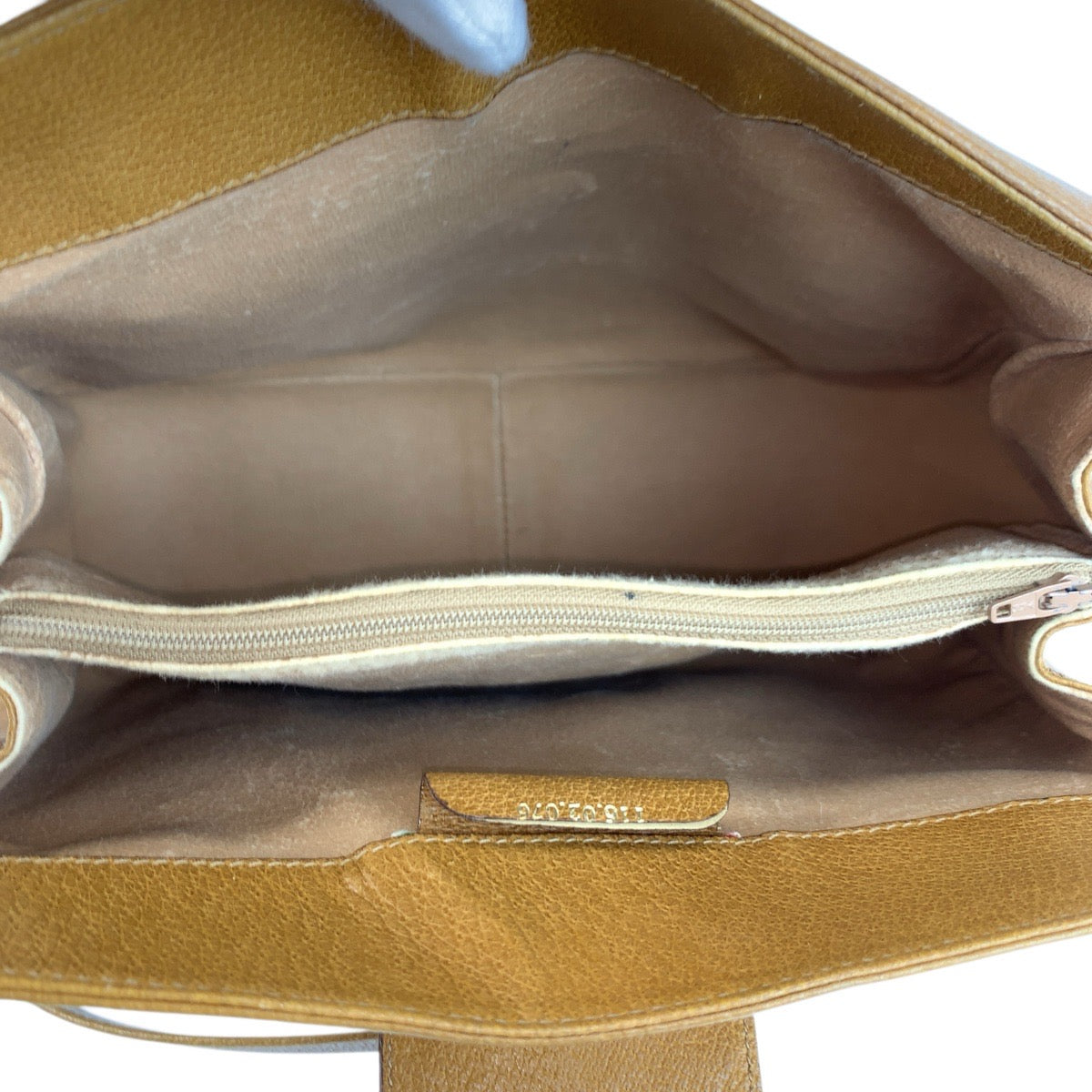 22663
GUCCI グッチ ヴィンテージ アイボリー ブラウン ゴールド金具 GGスプリームキャンバス / レザー 116 02 076 ショルダーバッグ ポシェット レディース AB35