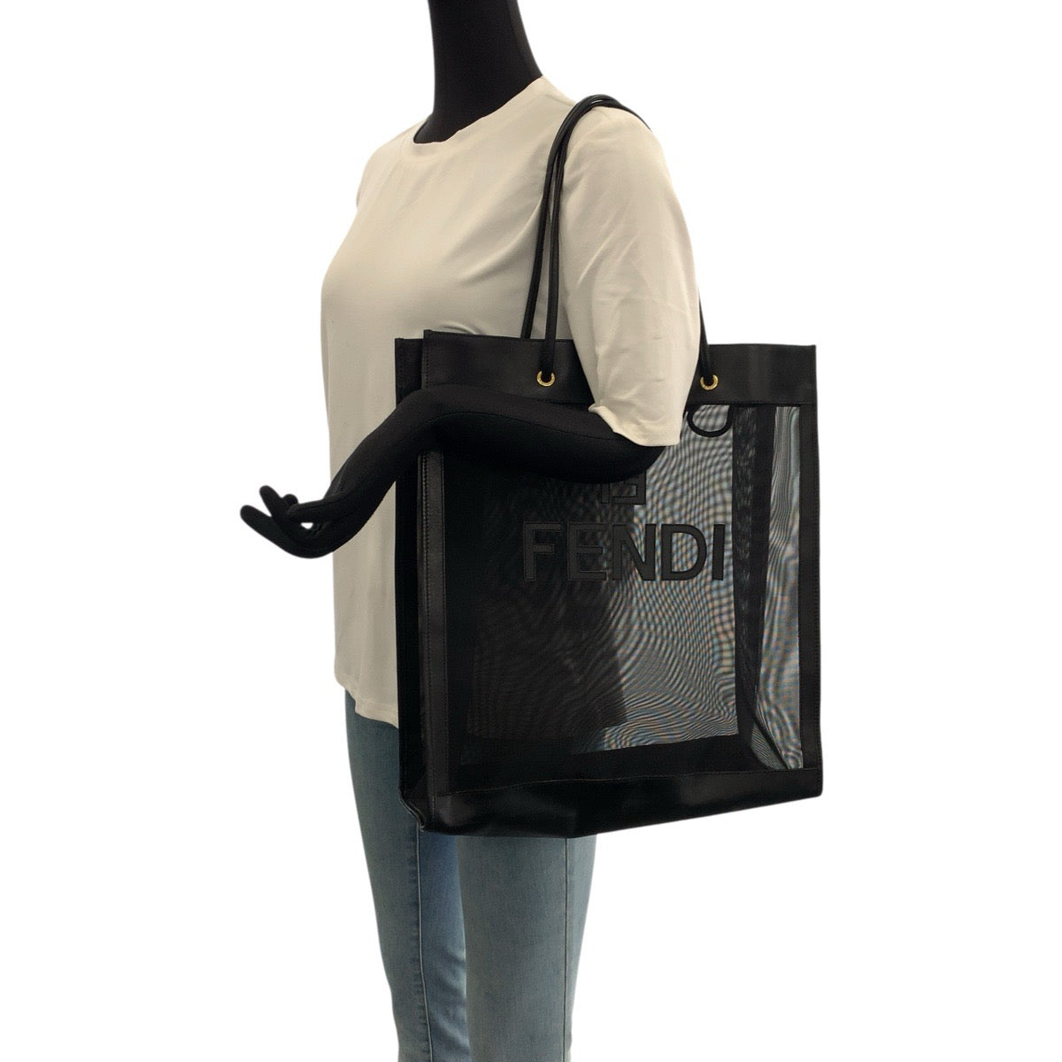 22669
FENDI フェンディ FFロゴ ブラック 黒 ゴールド金具 レザー / メッシュ トートバッグ ショルダーバッグ レディース ABP28