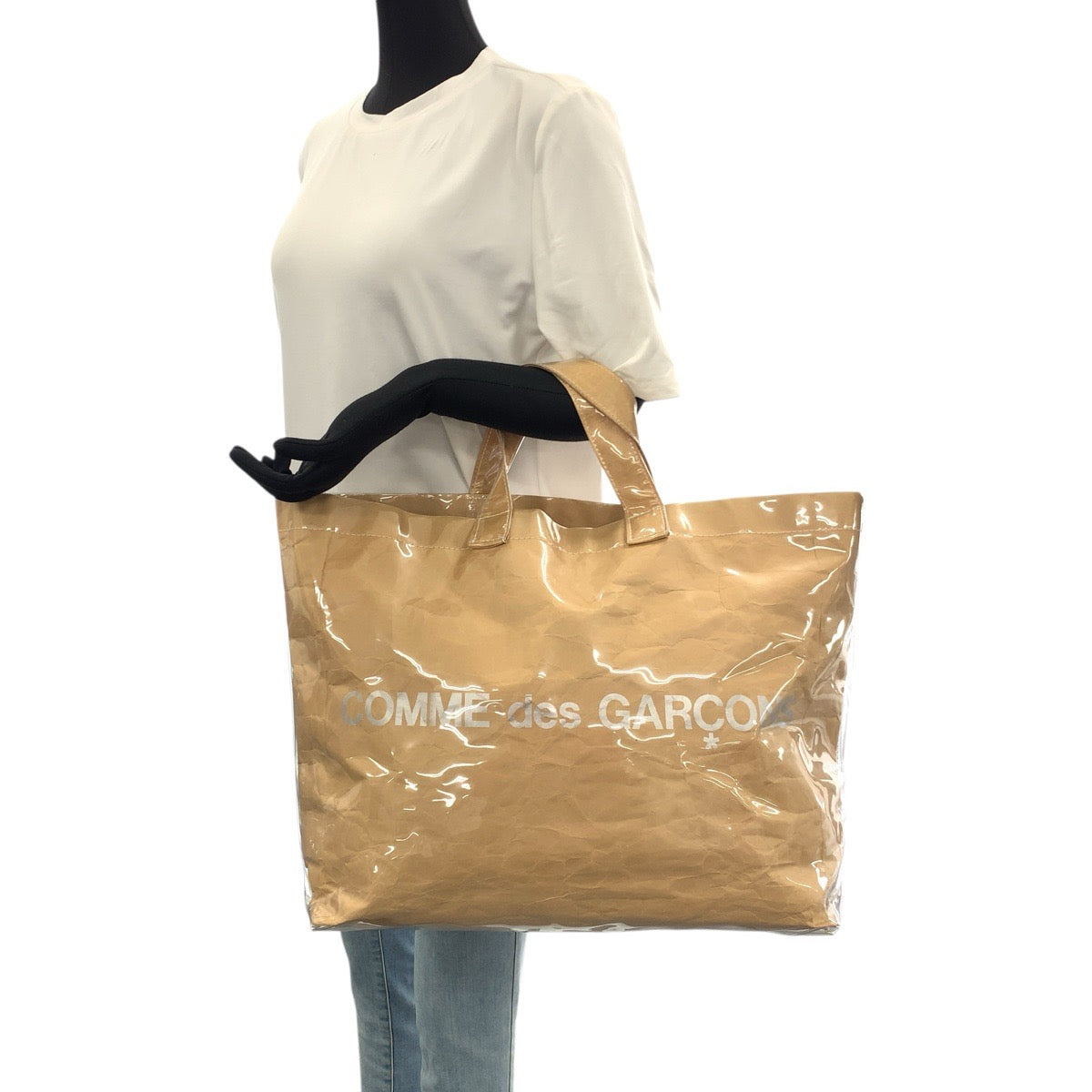 22681
COMME des GARCONS コムデギャルソン ベージュ シルバー PVC GO-K 201 トートバッグ 男女兼用 レディース ABP10