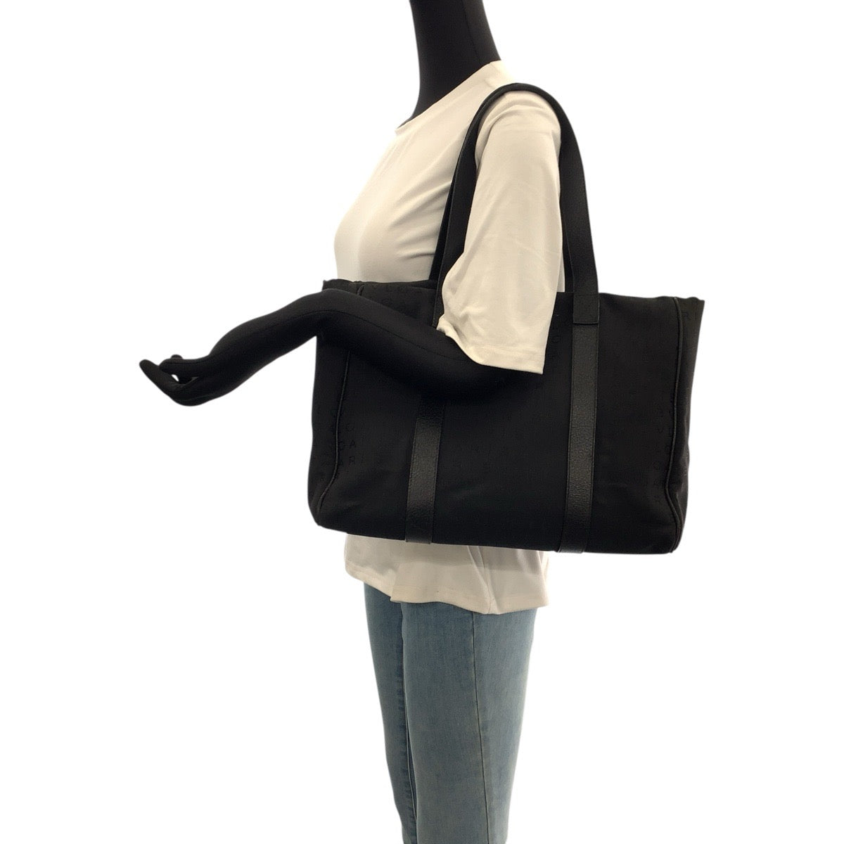 22685
BVLGARI ブルガリ ロゴマニア ブラック 黒 キャンバス / レザー ハンドバッグ ショルダーバッグ レディース ABP21