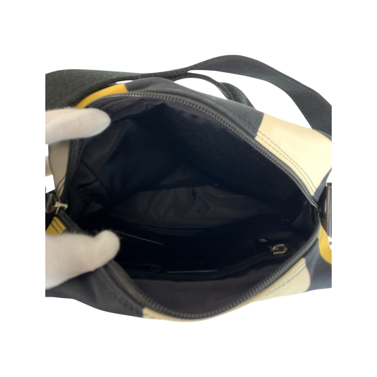 22699
BALLY バリー ビジーB ブラック イエロー グレー シルバー金具 レザー / キャンバス ショルダーバッグ ポシェット メンズ AB14