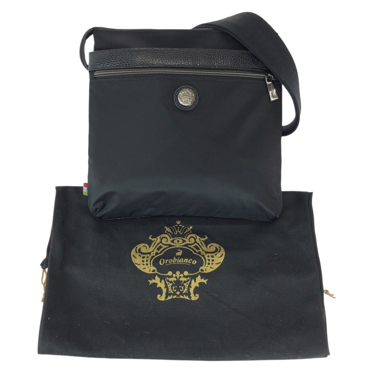 22716
Orobianco オロビアンコ ブラック 黒 ガンメタ金具 ナイロン / レザー 9154500-01 ショルダーバッグ メッセンジャーバッグ メンズ S16