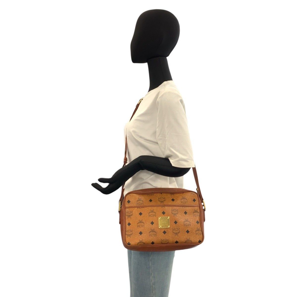 22722
MCM Visetos Brown Gold Hardware Leather Shoulder Bag Pochette Ladies AB16