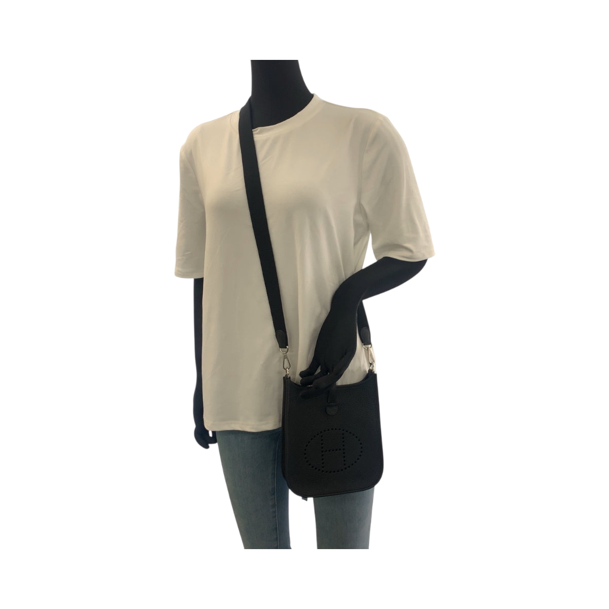 22726
HERMES エルメス エヴリンTPM ノワール ブラック シルバー金具 トリヨンクレマンス ショルダーバッグ ポシェット W刻印 レディース N430