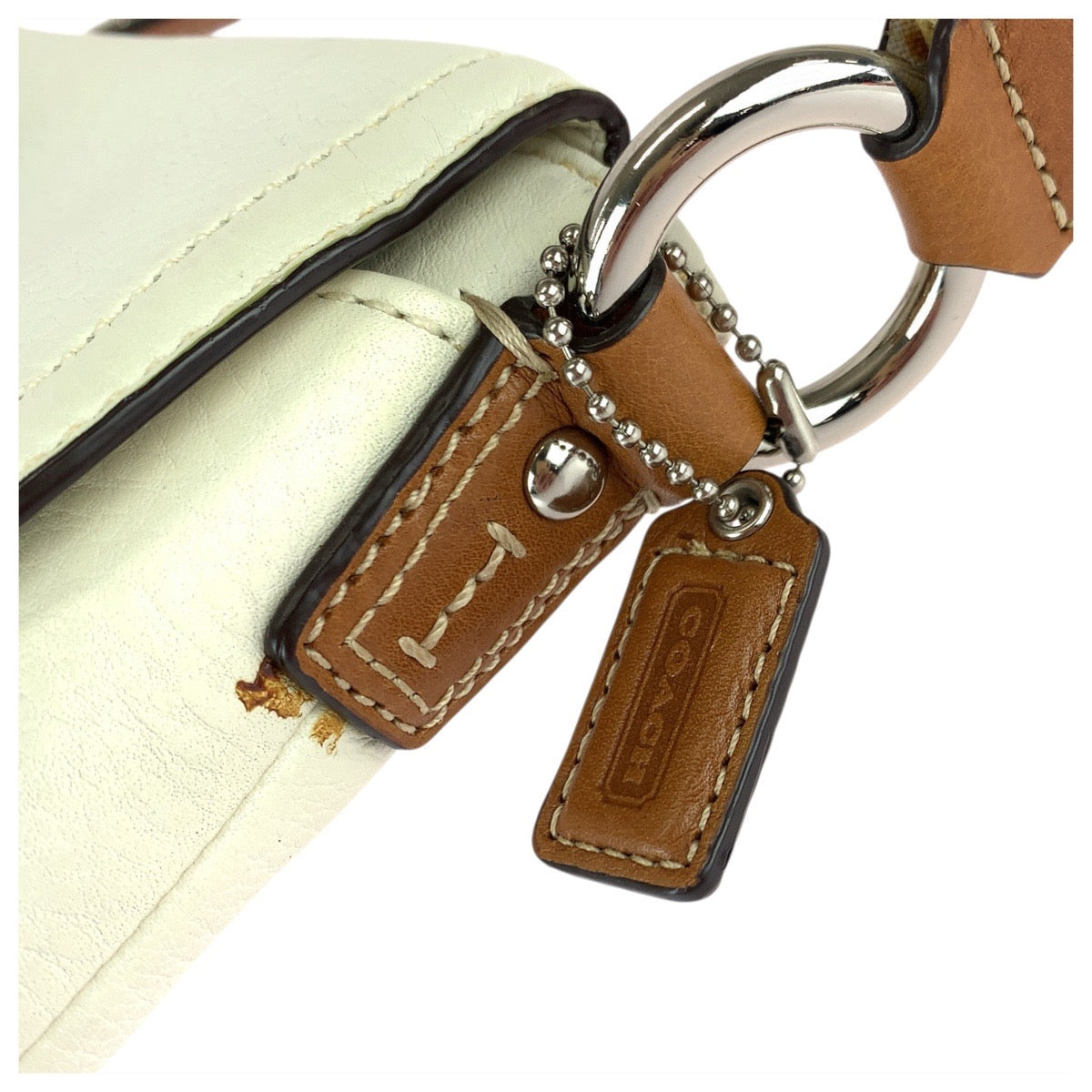 22763
COACH コーチ ホワイト ブラウン シルバー金具 レザー ショルダーバッグ ポシェット レディース ABP8