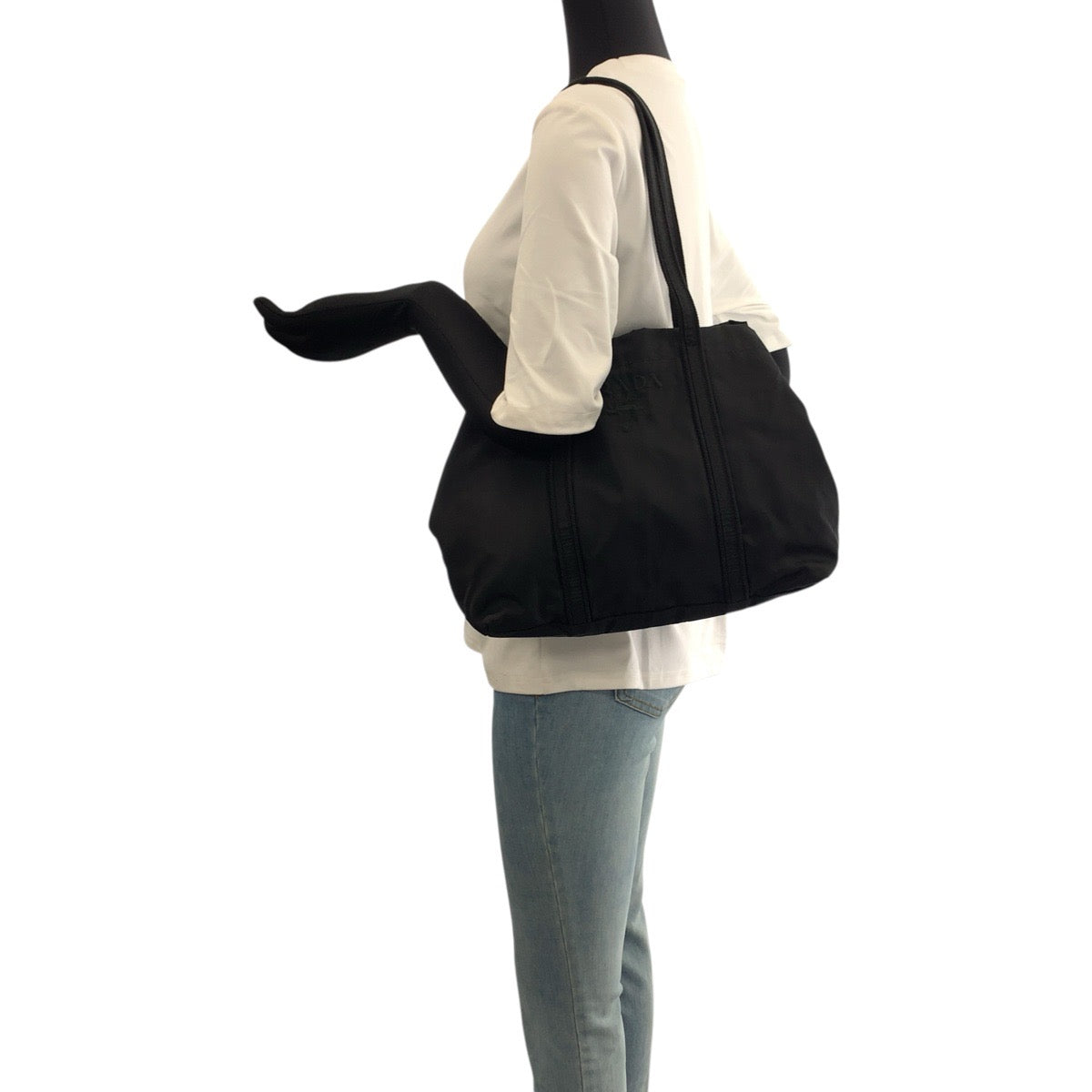 22779
PRADA プラダ テスート ブラック 黒 シルバー金具 ナイロン ショルダーバッグ トートバッグ レディース ABP35