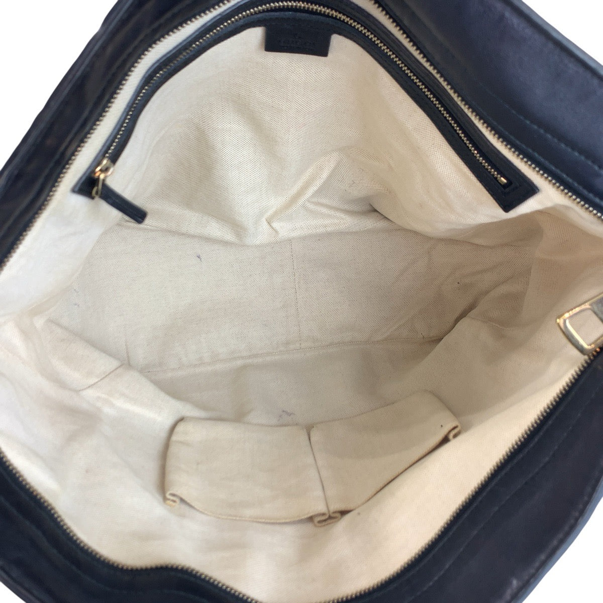 22785
GUCCI グッチ グッチシマ ブラック 黒 ゴールド金具 レザー 323671 トートバッグ ショルダーバッグ レディース ABP50