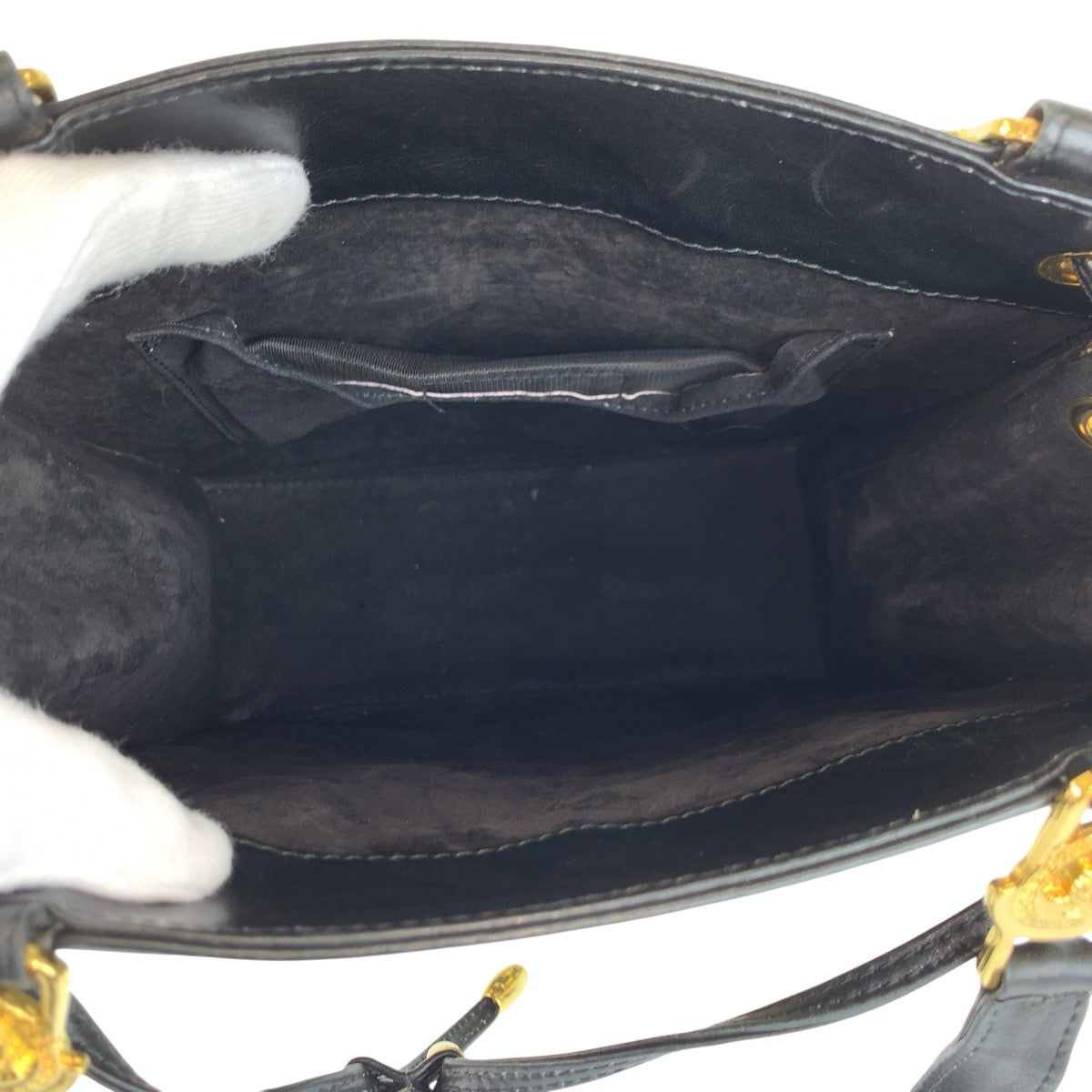 22808
VERSACE ヴェルサーチ ヴィンテージ メデューサ ブラック 黒 ゴールド金具 レザー ショルダーバッグ ポシェット レディース ABP82