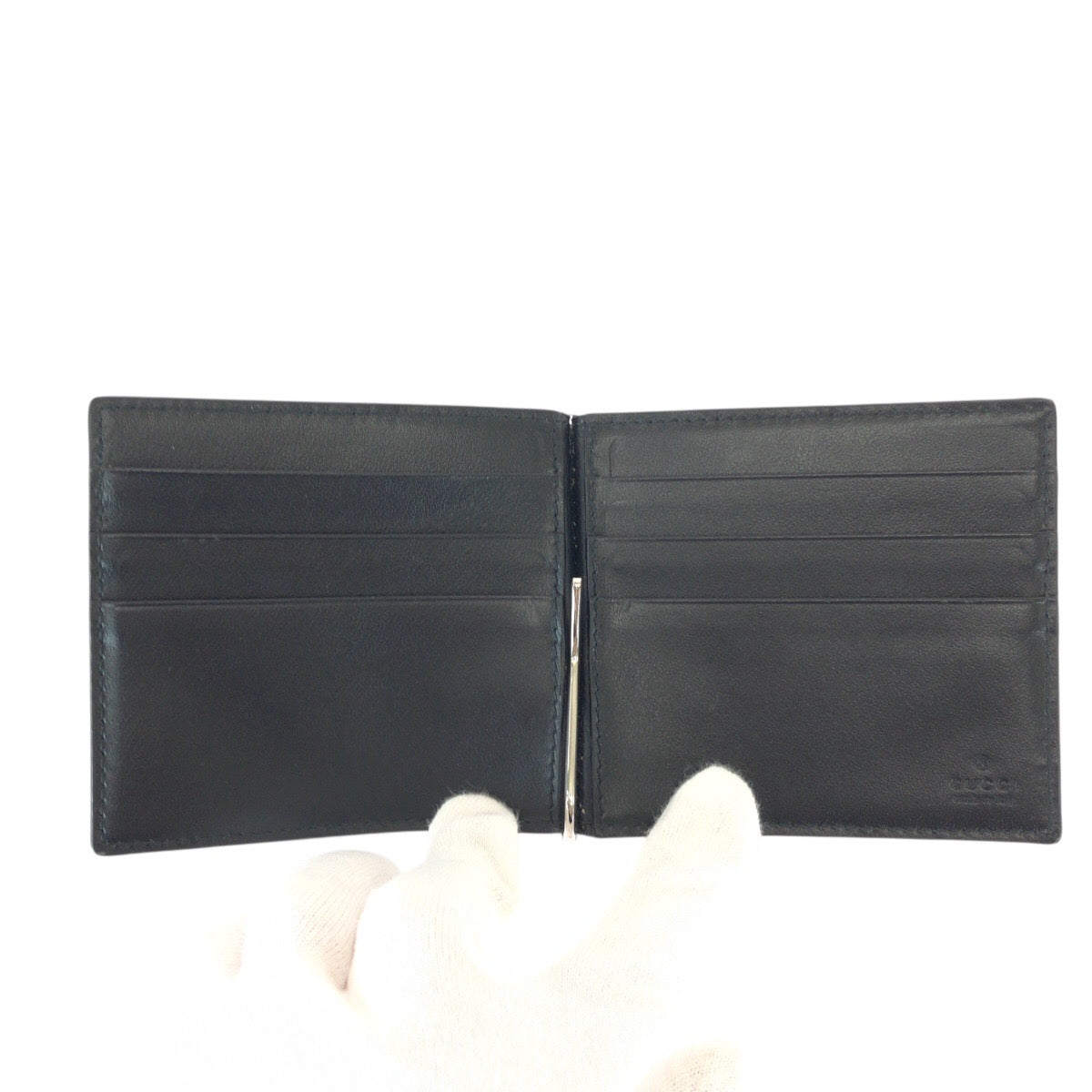 22811
GUCCI グッチ GGエンボス ブラック 黒 シルバー金具 レザー 676656 マネークリップ カードケース メンズ A35
