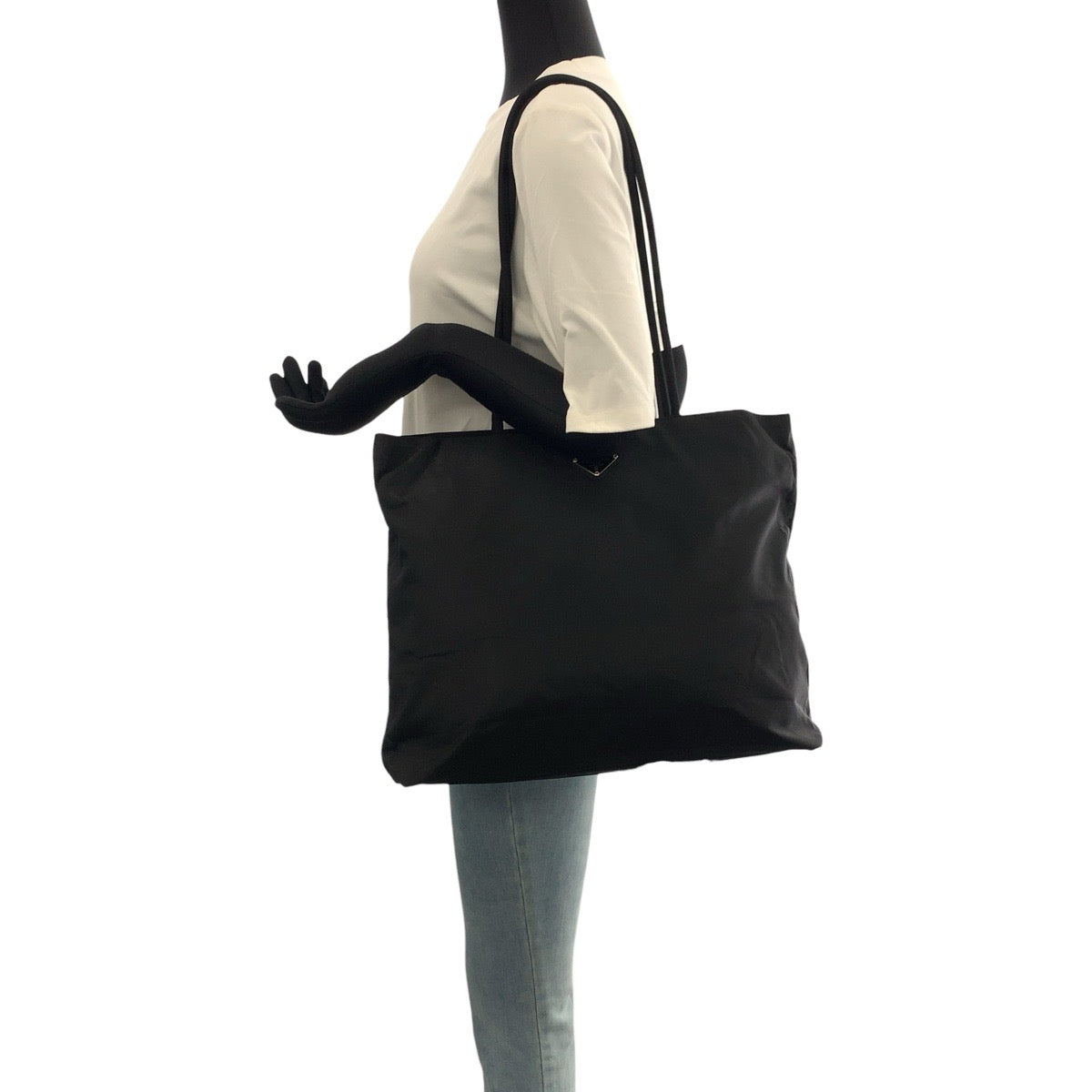 22911
PRADA プラダ テスート 三角ロゴプレート ブラック 黒 シルバー金具 ナイロン ショルダーバッグ トートバッグ レディース ABP36