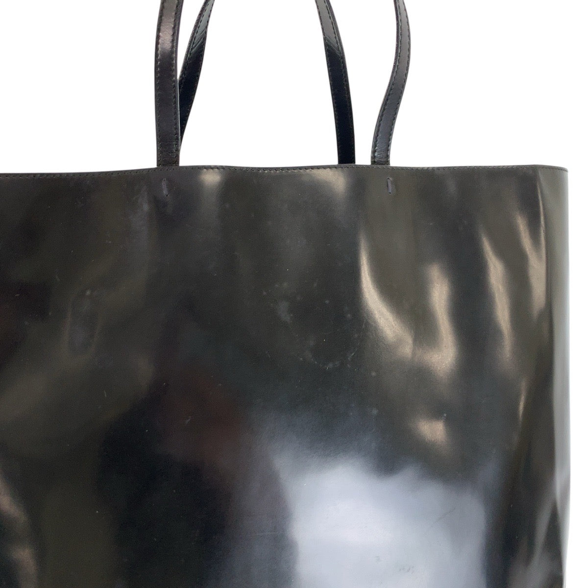 22947
PRADA Black Enamel Tote Bag Handbag Women's AB28