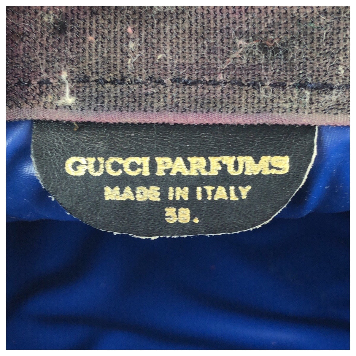 22951
GUCCI グッチ ヴィンテージ オールドグッチ シェリーライン ネイビー レッド GGスプリームキャンバス / レザー クラッチバッグ セカンドバッグ メンズ B21