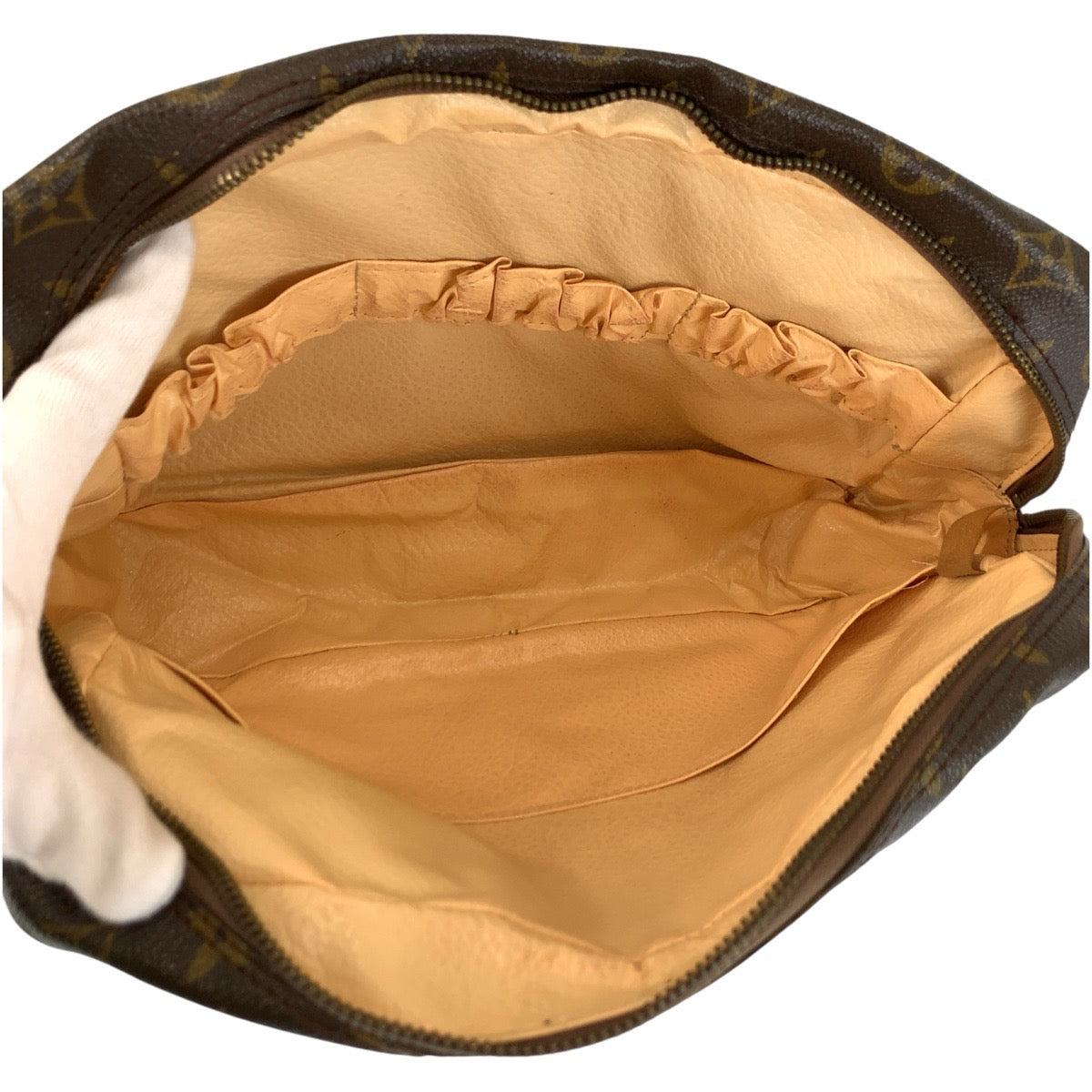 22972
LOUIS VUITTON ルイヴィトン モノグラム トゥルーストワレット28 ブラウン シルバー金具 PVC M47522 ポーチ 化粧ポーチ レディース AB21