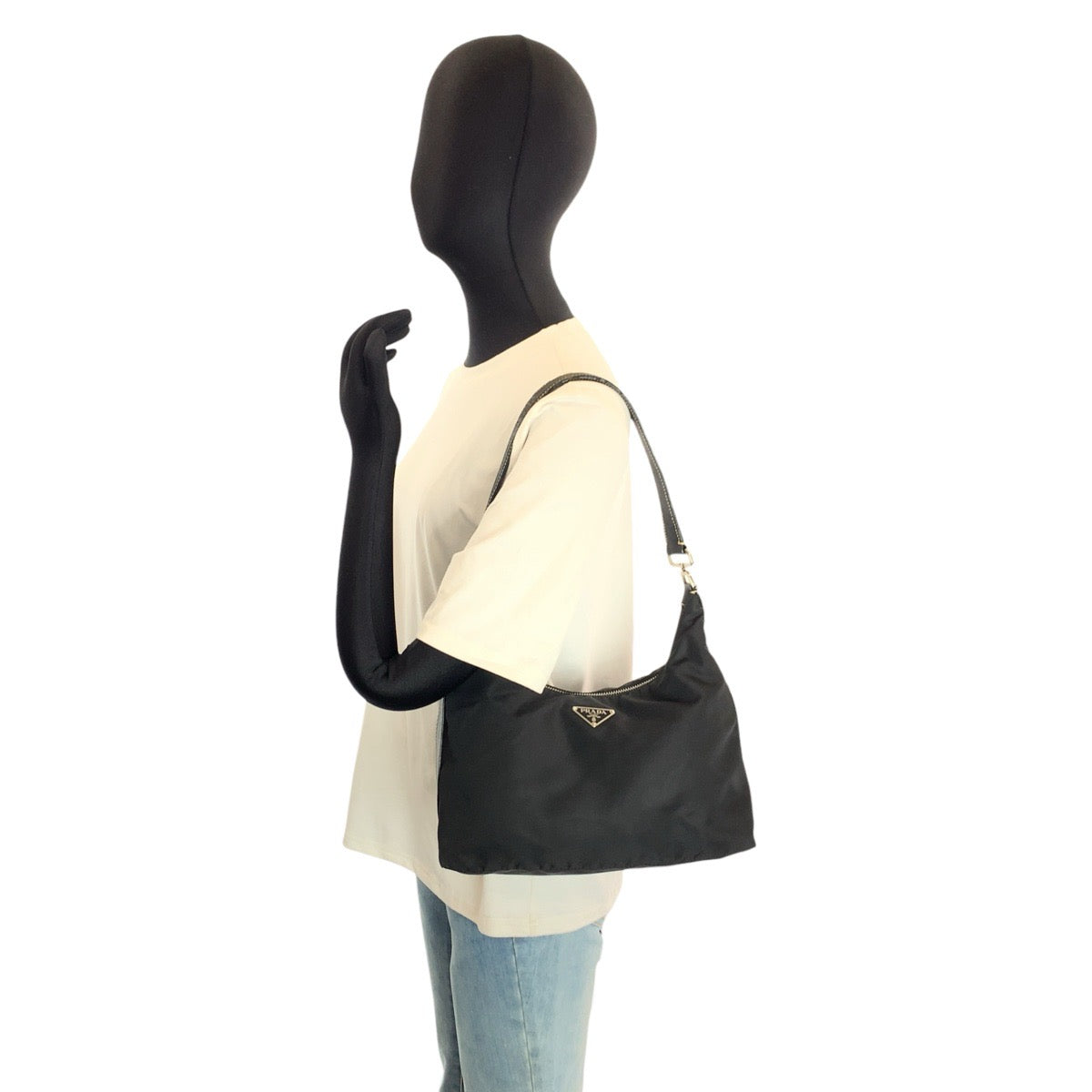 23002
PRADA プラダ テスート 三角ロゴプレート ブラック 黒 シルバー金具 ナイロン ショルダーバッグ レディース AB35