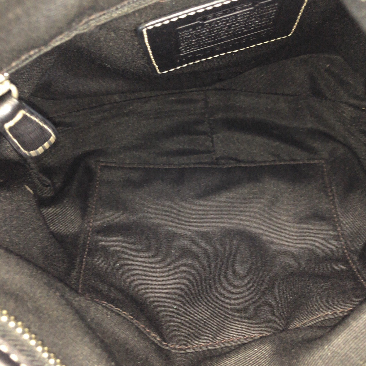 23010
COACH Signature Black Canvas / Leather 6267 Shoulder Bag Handbag Ladies ABP8