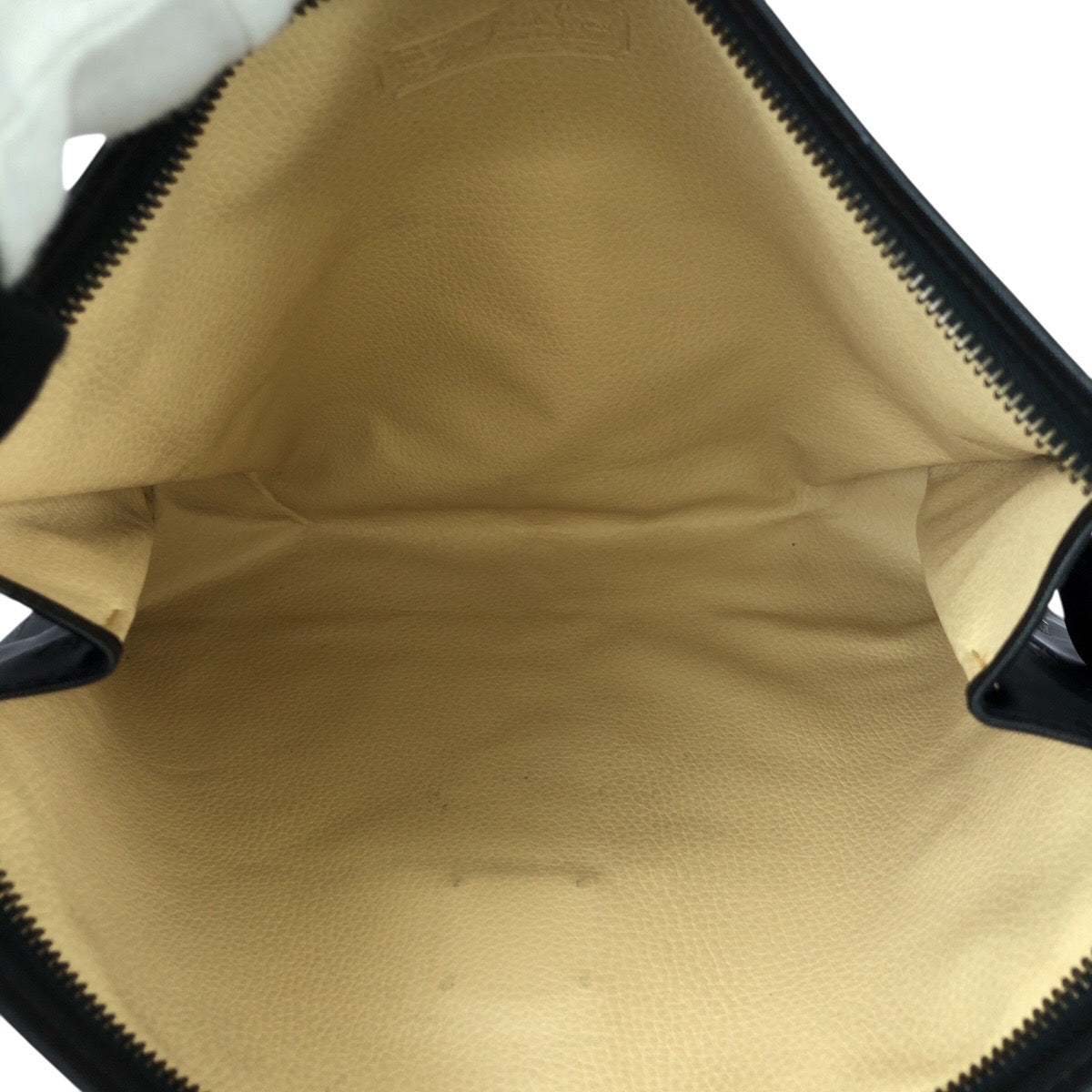 23032
MCM エム シー エム ヴィンテージ ヴィセトス ブラック 黒 ゴールド金具 ナイロン クラッチバッグ セカンドバッグ ハンドポーチ メンズ ABP8