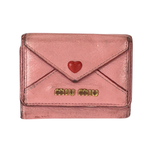 23036
MIUMIU ミュウミュウ マドラス ラブ ピンク レッド ゴールド金具 レザー 折財布 コンパクトウォレット レディース B5