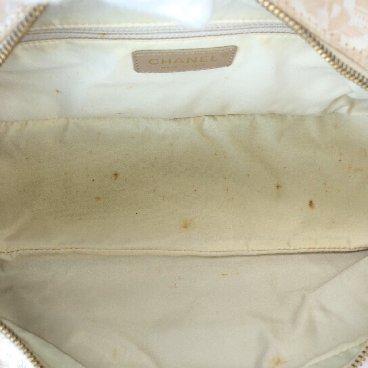 23042
CHANEL New Travel Line Beige Gold Hardware Nylon / Leather Handbag Mini Boston Bag Ladies AB28