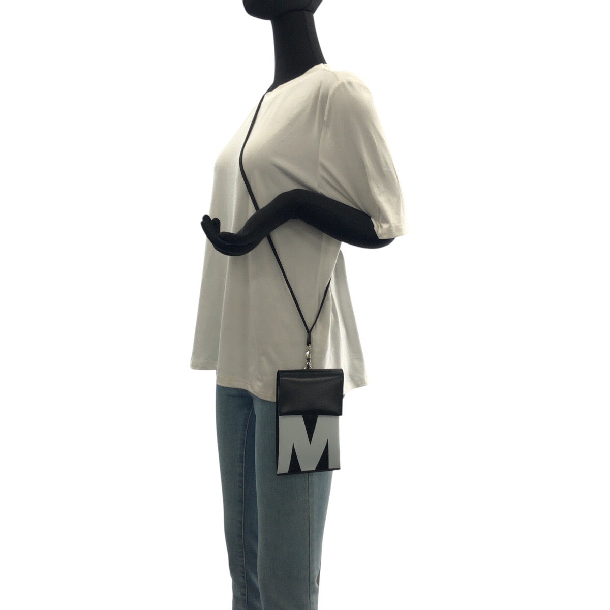 23048
MARNI マルニ ブラック 黒 ホワイト シルバー金具 ポリエステル ショルダーバッグ スマホショルダー 男女兼用 レディース A21