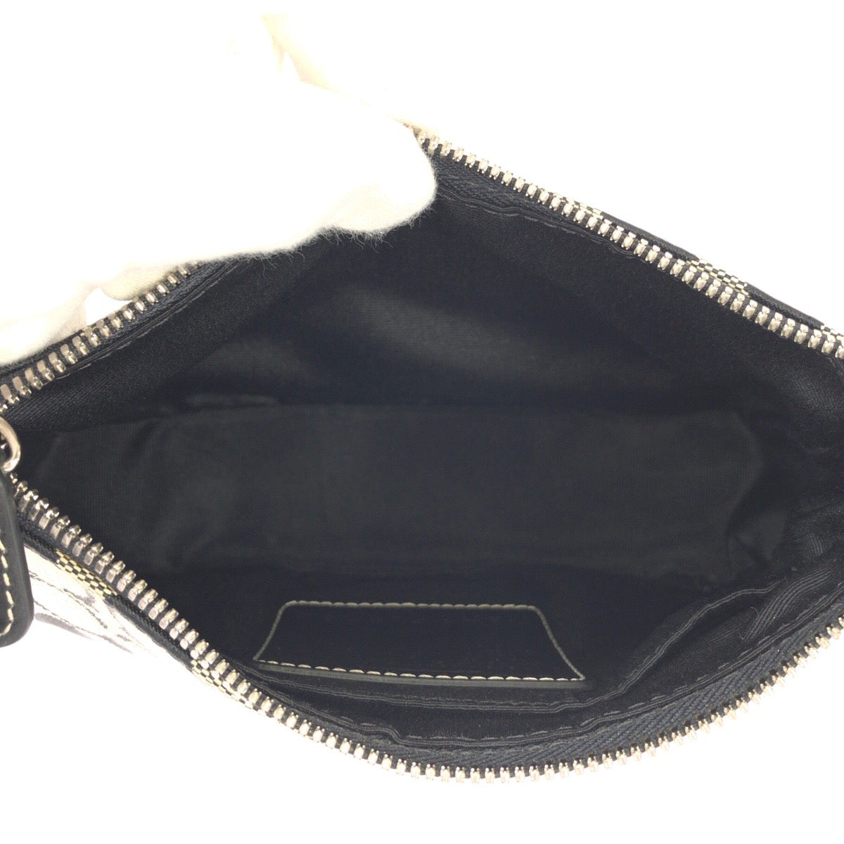 23068
COACH Signature Black Gray Silver Hardware Canvas / Leather 6094 Handbag Accessory Pouch Women's A21