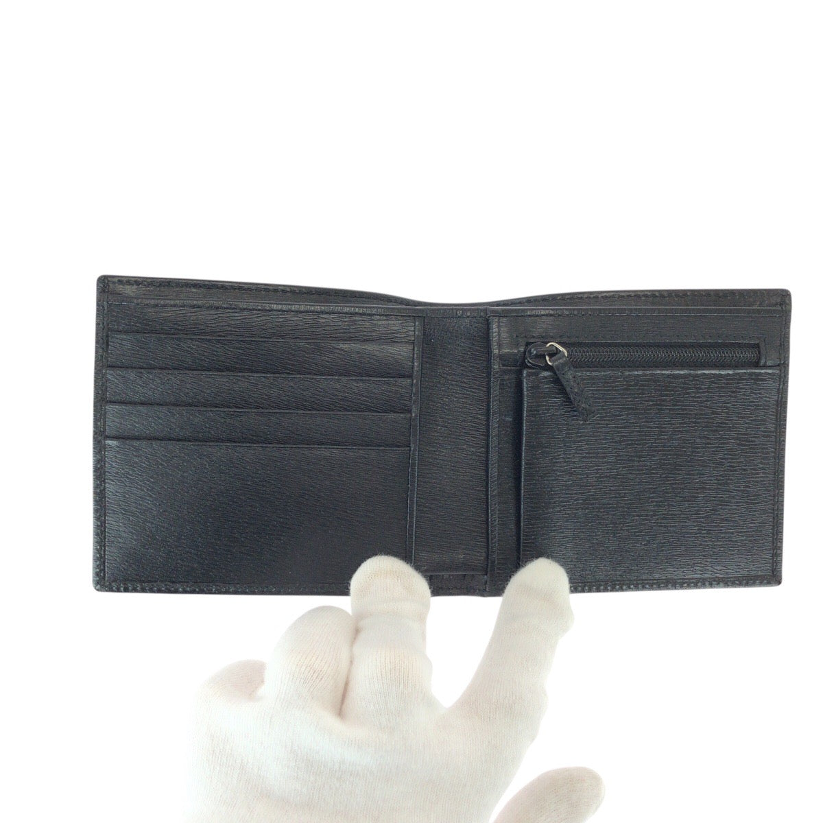 23071
GUCCI Black Silver Hardware Leather 034 2149 0817 Bi-Fold Compact Wallet Men's A21