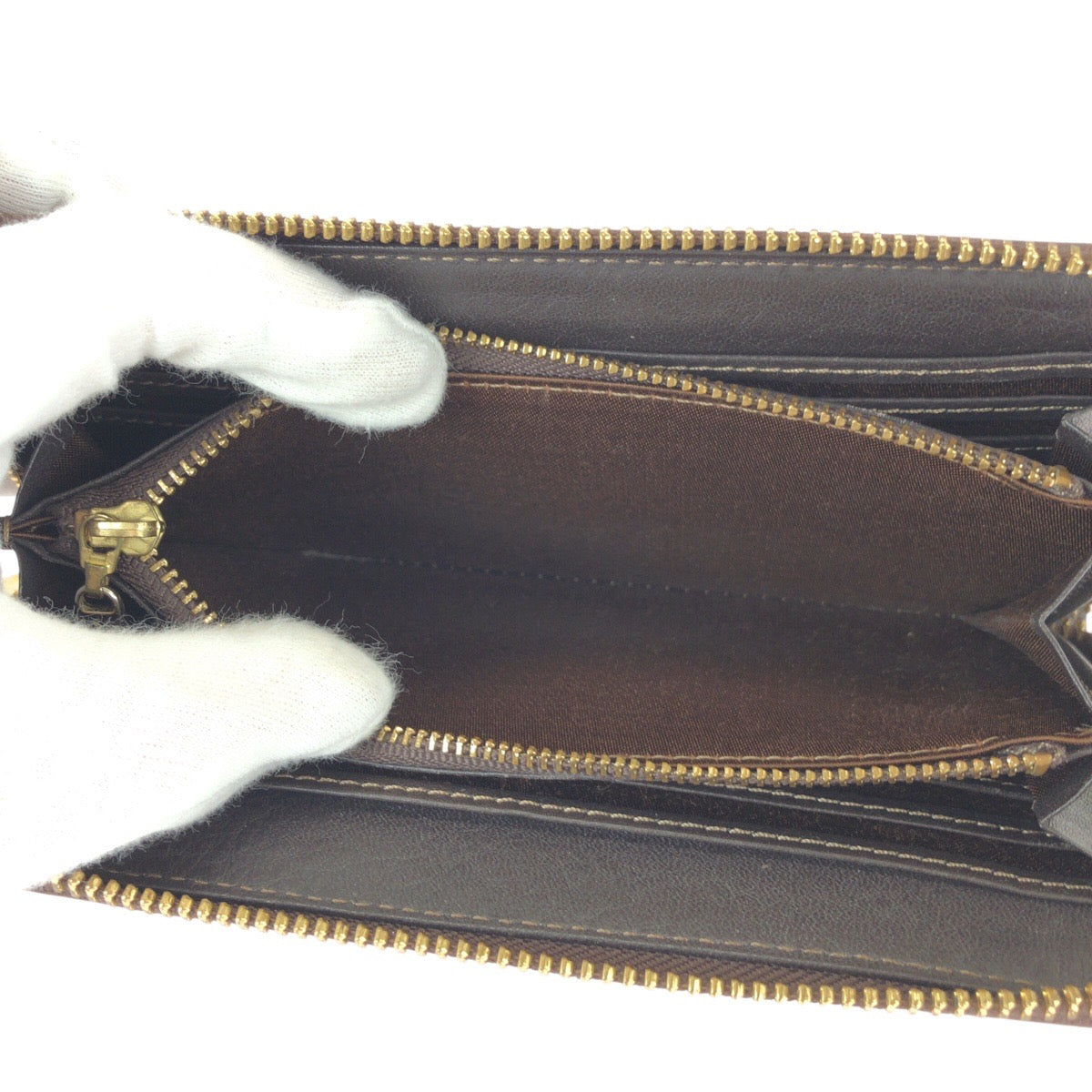 23077
BURBERRY BLUE LABEL バーバリーブルーレーベル チェック柄 ベージュ ブラウン ゴールド金具 ナイロン / レザー 長財布 ロングウォレット レディース ABP5