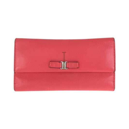 23079
Salvatore Ferragamo サルヴァトーレフェラガモ ヴァラ リボン ピンク シルバー金具 レザー 22 A953 長財布 折財布 ロングウォレット レディース AB5