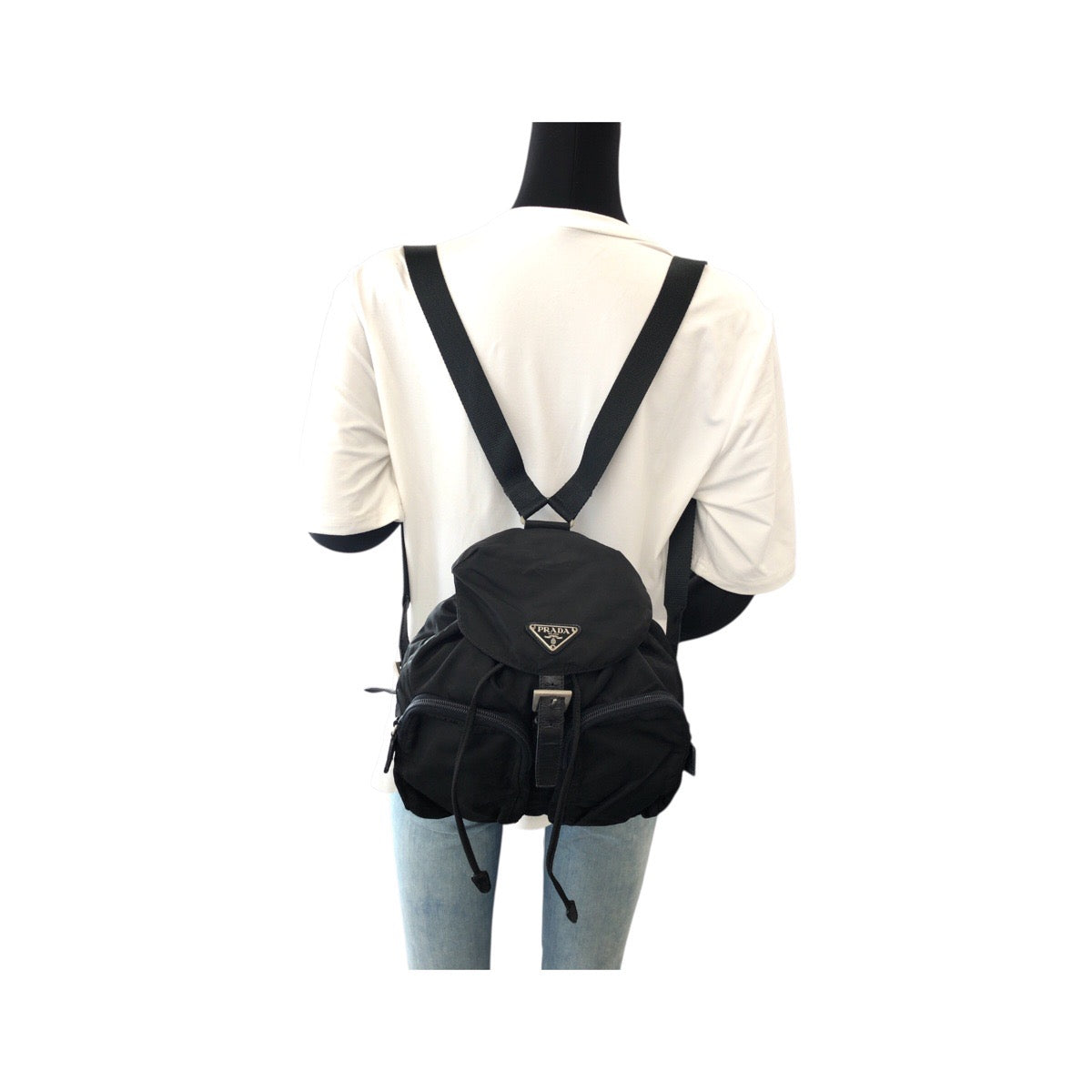 23110
PRADA プラダ テスート 三角ロゴプレート ブラック 黒 シルバー金具 ナイロン リュックサック バックパック レディース AB43