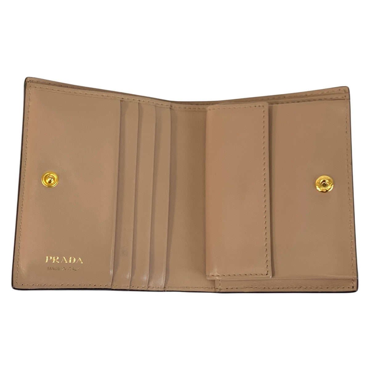 23112
PRADA プラダ ロゴ ブラック 黒 ゴールド金具 レザー 62E 折財布 コンパクトウォレット レディース AB30