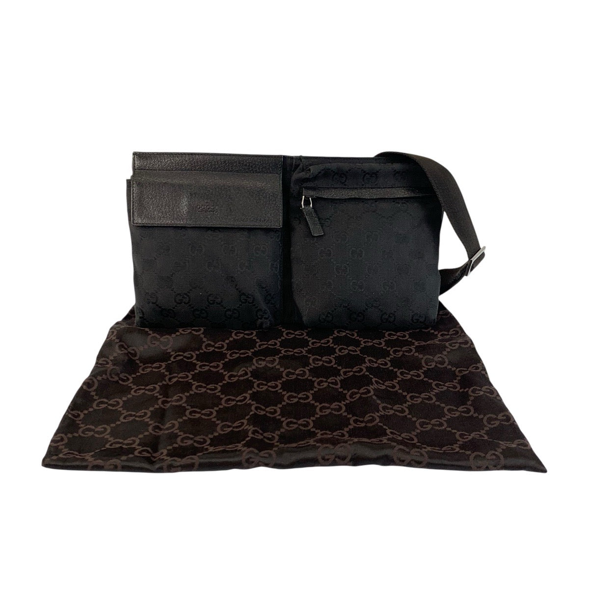 23126
GUCCI Black GG Canvas / Leather 28566 Body Bag Waist Pouch Unisex Men's AB42