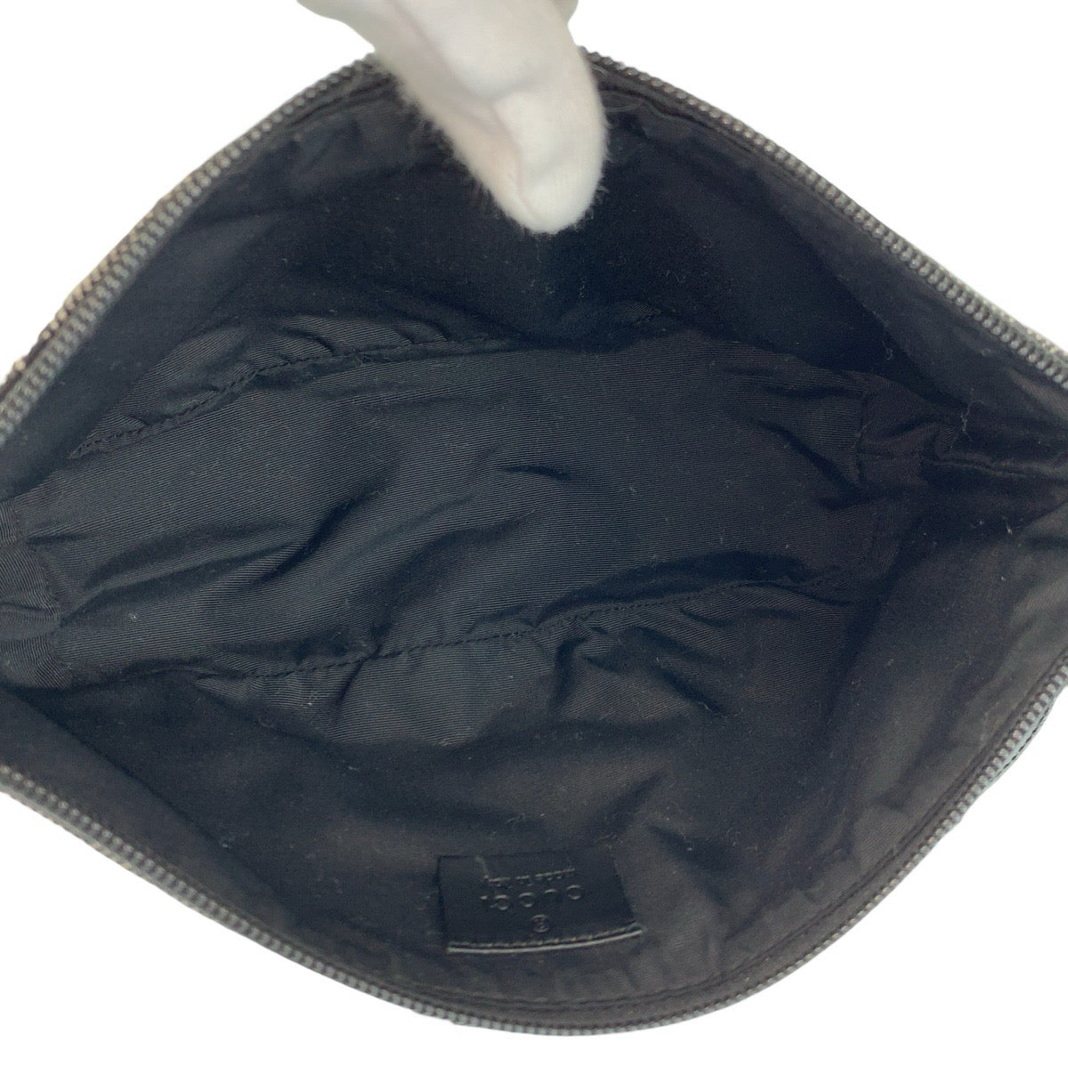 23180
GUCCI グッチ ブラック 黒 ゴールド金具 GGキャンバス / レザー 07198 ハンドバッグ アクセサリーポーチ レディース AB24