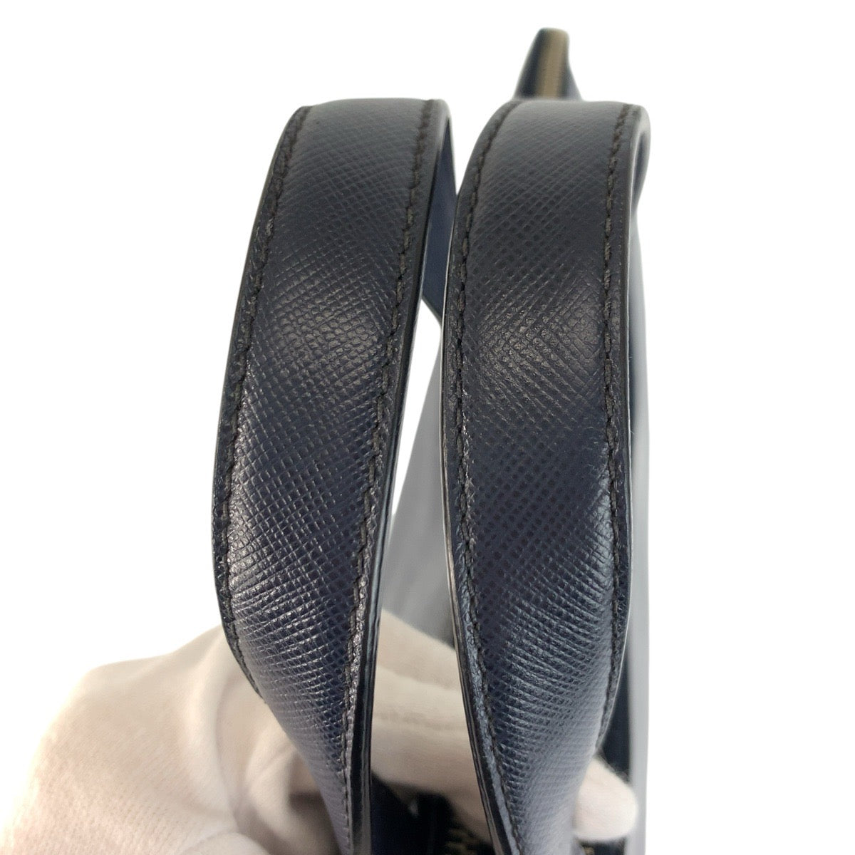 23202
PRADA プラダ サフィアーノ ネイビー シルバー金具 レザー ビジネスバッグ ブリーフケース メンズ A72