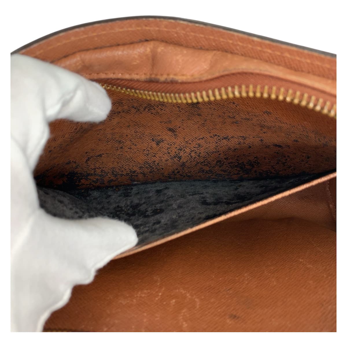 23204
LOUIS VUITTON ルイヴィトン モノグラム オルセー ブラウン ゴールド金具 PVC / レザー M51790 クラッチバッグ セカンドバッグ メンズ B21