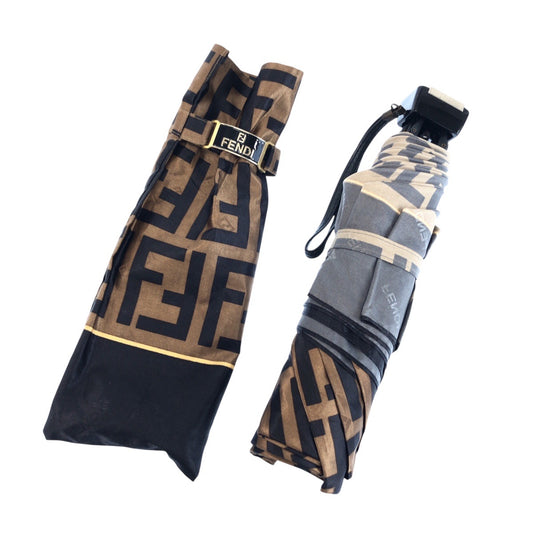 23205
FENDI フェンディ ズッカ ブラウン ダークブラウン / 化学繊維 傘 折りたたみ傘 レディース ABP21