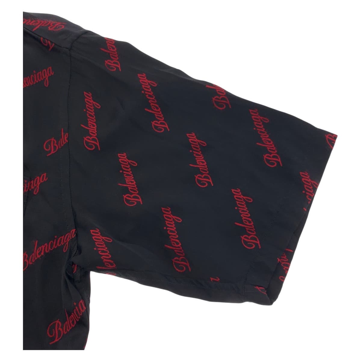 23207
BALENCIAGA バレンシアガ ロゴ総柄 サイズ37 ブラック 黒 レッド レーヨン / コットン 半袖シャツ メンズ ABP49