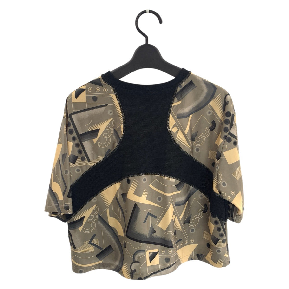 23221
FENDI フェンディ スポーツウェア サイズS カーキ ブラック ポリエステル FAF318 半袖Ｔシャツ レディース A36