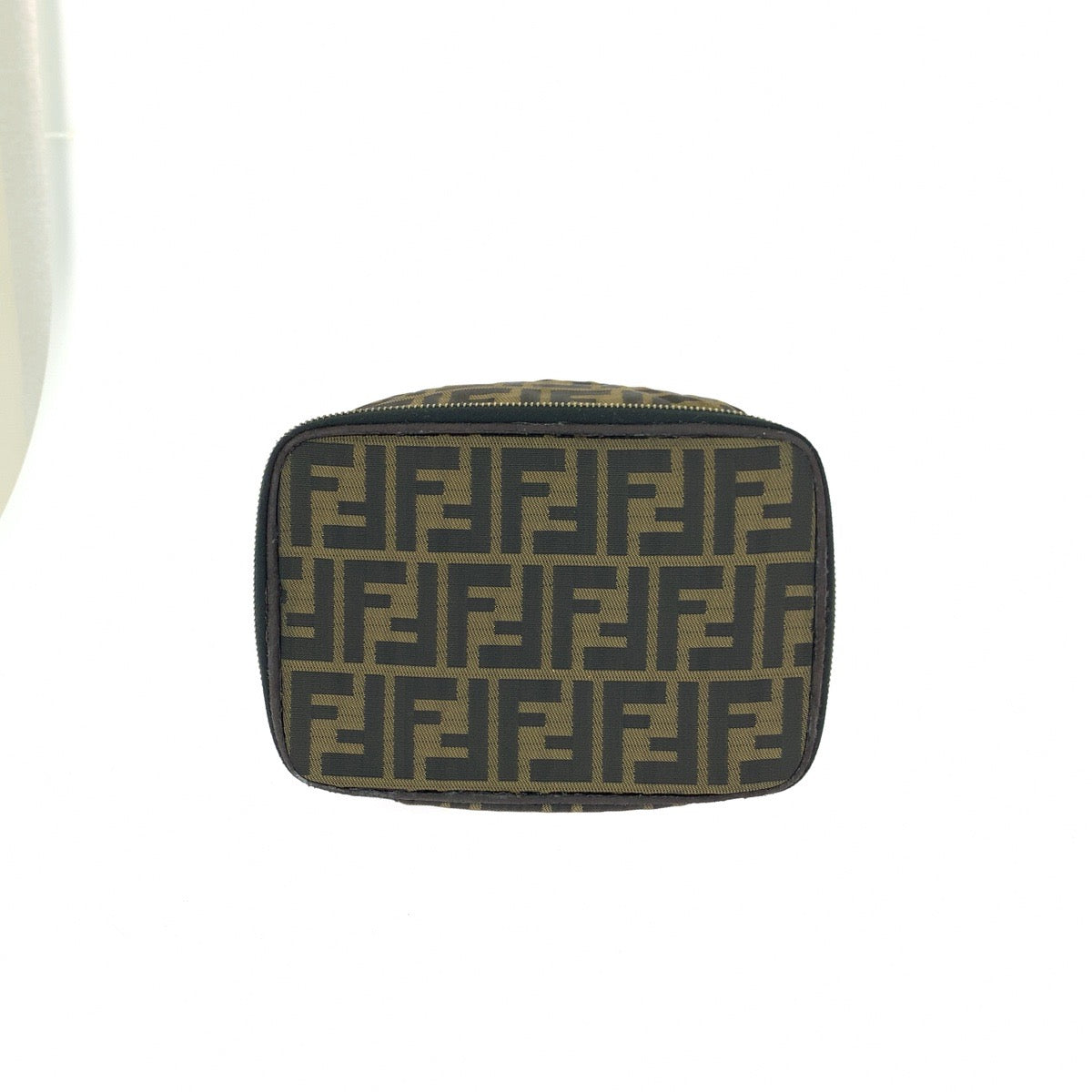 23228
FENDI フェンディ ズッカ ブラウン ゴールド金具 キャンバス 26554 ハンドバッグ バニティバッグ 化粧ポーチ レディース AB21