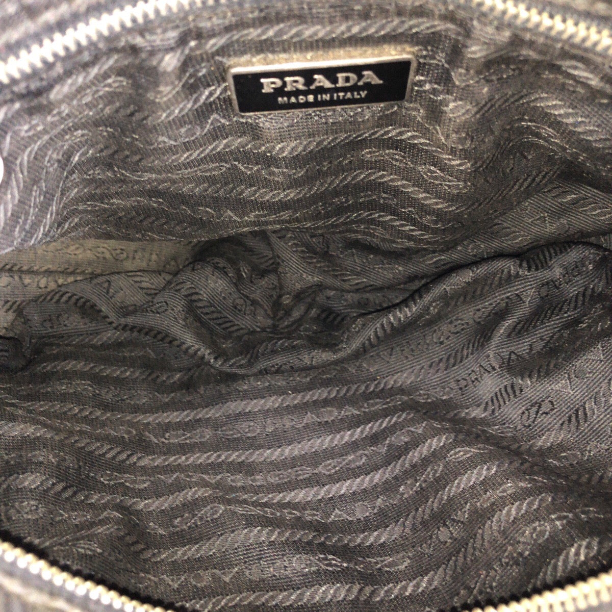 23238
PRADA プラダ テスート 三角ロゴプレート ブラック 黒 シルバー金具 ナイロン / レザー トートバッグ ショルダーバッグ レディース B28