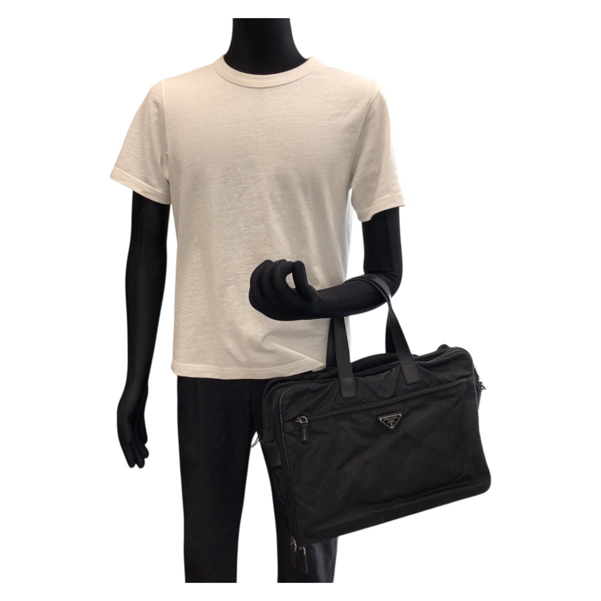 23239
PRADA プラダ テスート サフィアーノ 三角ロゴプレート ブラック 黒 シルバー金具 ナイロン / レザー ビジネスバッグ ブリーフケース ショルダーバッグ メンズ AB35