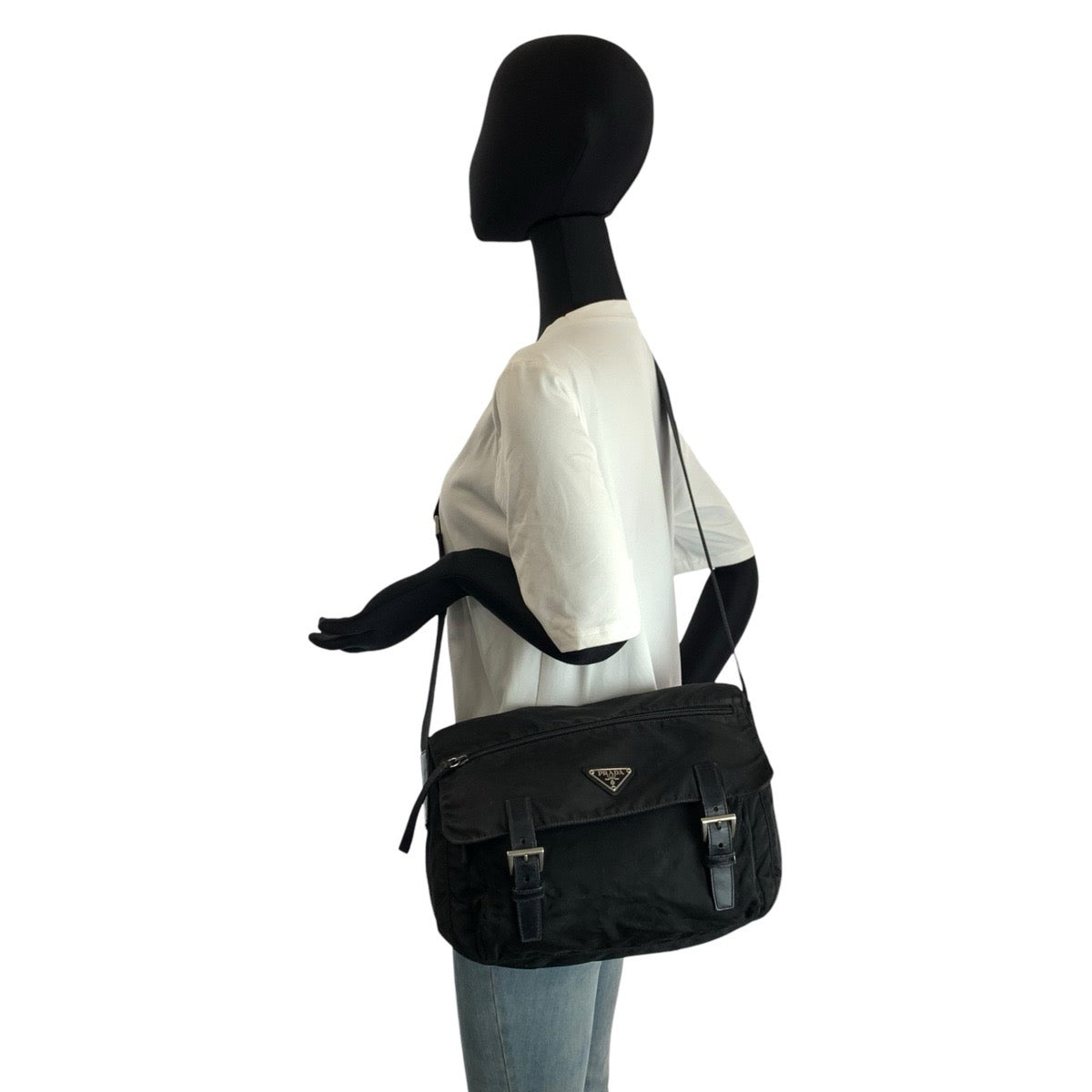 23256
PRADA Tessuto Triangle Logo Plate Black Silver Hardware Nylon Shoulder Bag Messenger Bag Ladies AB35
