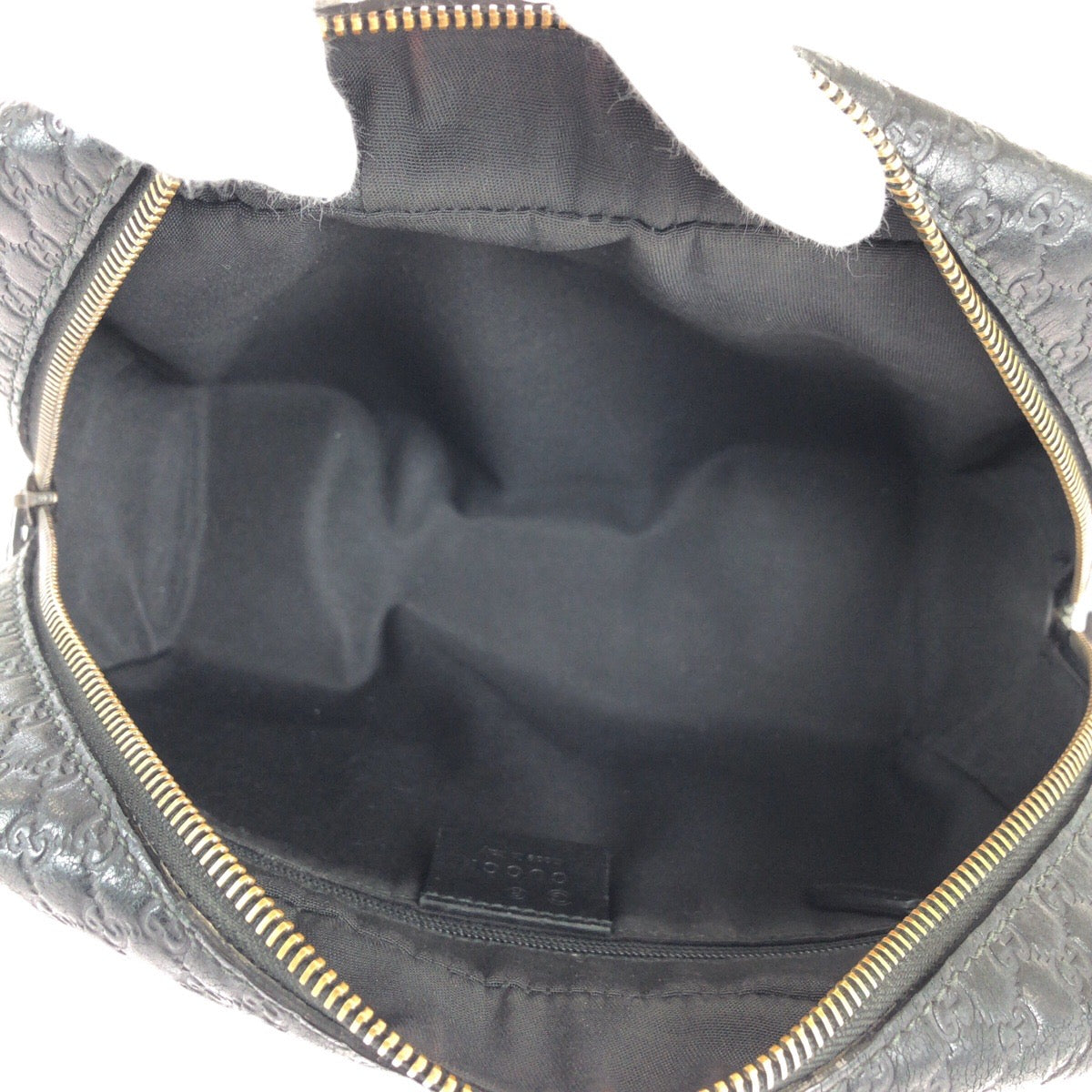 23275
GUCCI グッチ マイクログッチシマ ブラック 黒 シルバー金具 レザー 419775 クラッチバッグ セカンドバッグ メンズ AB28
